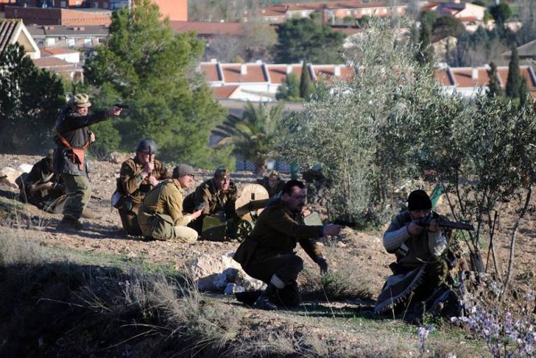 10563039_360492307479260_4208806902143426762_n